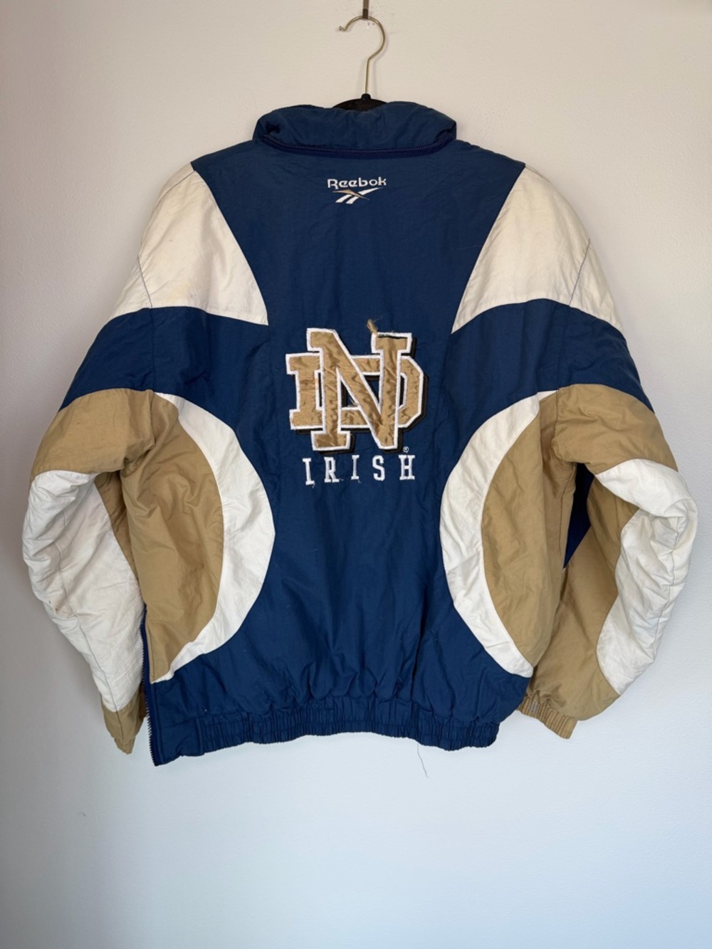 Vintage Reebok Notre Dame Irish Color Block Windbreaker Puffer Jacket - Picture 5 of 9